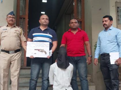 In Bhiwandi, Gavathi katta and the person who was carrying live cartridges were arrested | भिवंडीत गावठी कट्टा व जिवंत काडतूस बाळगणाऱ्यास अटक