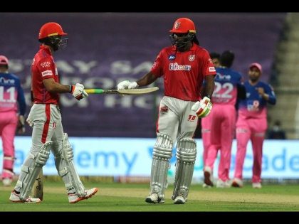 KXIP vs RR Latest News : Chris Gayle throws his bat after getting out on 99 in frustration, Watch Video | KXIP vs RR Latest News : ख्रिस गेल ९९ धावांवर बाद झाला अन् रागात नको ते करून बसला, पाहा Video