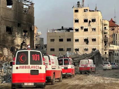 Israel attacks hospital in Gaza, 14 people including 4 journalists killed; protests from around the world | गाझातील रुग्णालयावर इस्त्रायलचा हल्ला, ४ पत्रकारांसह १४ लोक ठार; जगभरातून होतोय निषेध Israel attacks hospital in Gaza, 14 people including 4 journalists killed; protests from around the world | गाझातील रुग्णालयावर इस्त्रायलचा हल्ला, ४ पत्रकारांसह १४ लोक ठार; जगभरातून होतोय निषेध