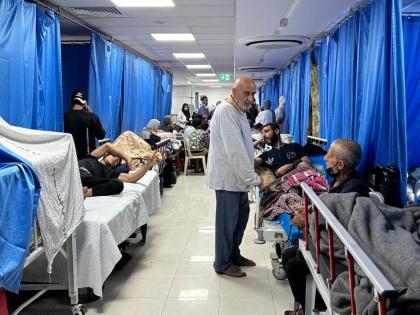 israel hamas war gazas biggest hospital is also struggling to keep patients alive | हृदयद्रावक! गाझाच्या सर्वात मोठ्या रुग्णालयाची रुग्णांना जिवंत ठेवण्यासाठी धडपड