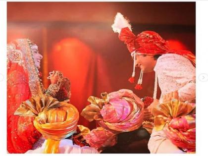 पाहा रितेश देशमुख-जेनेलिया डिसूजाचे कधीही न पाहिलेले लग्नातील हे फोटो, अशी क्यूट आहे त्यांची लव्हस्टोरी