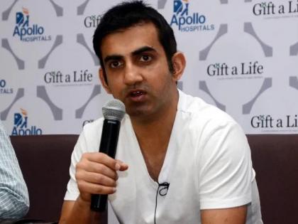 Gautam Gambhir isolates himself after COVID-19 case reported at his home | गौतम गंभीरच्या घरी आढळला कोरोनारुग्ण; क्रिकेटपटू झाला सेल्फ आयसोलेट!