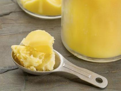 one spoon desi ghee can reduce your weight if consumed empty stomach in morning | एक चम्मच देसी घी की किमत तुम क्या जानो? जाणून घ्याच, कारण तुमचं वजन होईल झटपट कमी