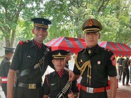 height was small, but confidence strong; This lieutenant will be inspiring | उंची लहान, पण आत्मविश्वास दांडगा होता; हे लेफ्टनंट ठरणार प्रेरणादायी