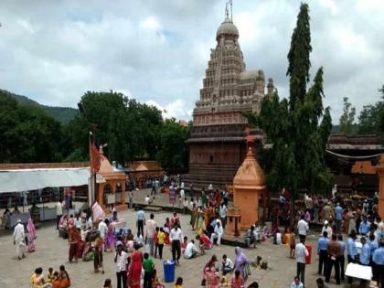 Rs 80 crores for improvement inside Ghrishneshwar temple; Rs 156 crores for development of the area outside the temple | घृष्णेश्वर मंदिराच्या आत सुधारणेसाठी ८० कोटी द्या; १५६ कोटींतून मंदिराबाहेरील परिसराचा विकास