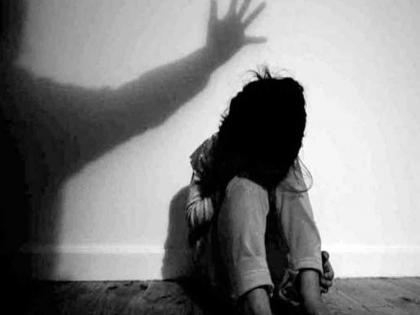 Shocking! Girlfriend's ten-year-old daughter raped | धक्कादायक! प्रेयसीच्या दहा वर्षांच्या मुलीवर बलात्कार