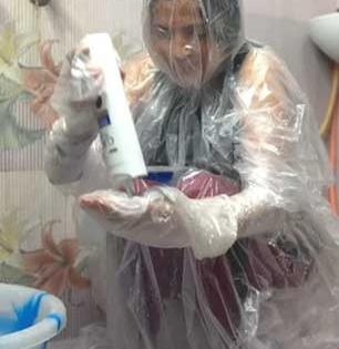 थंडीत आंघोळ करताना हुडहुडी भरली म्हणून, तिने लढवली शक्कल! केलं असं काही की, नेटकरी झाले आश्चर्यचकित...