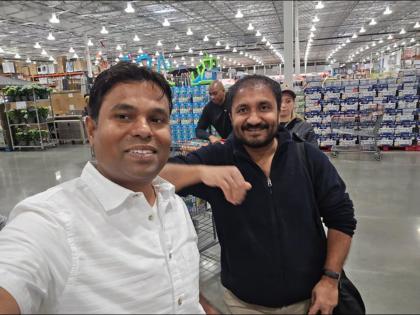 Super 30 founder Anand Kumar shares heart touching story of meeting with former student at US mall | सुपर-30 च्या आनंद कुमार यांना अचानक अमेरिकेत भेटला त्यांचा जुना विद्यार्थी आणि मग....