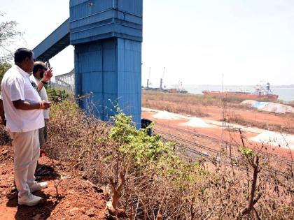 ammonia leak at murgaon port goa disaster was averted due to chance | मुरगाव बंदरात अमोनिया गळती; प्रसंगावधानामुळे अनर्थ टळला