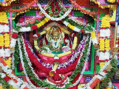 goa navratri special shri kamakshi devi of shiroda fulfills the wishes of devotees | नवरात्र विशेष: भक्तांची कामनापूर्ती करणारी शिरोडा येथील श्री कामाक्षी देवी...