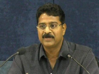 Goa's electricity ministers started treatment in brain stroke, Kokilaben | गोव्याच्या वीज मंत्र्यांना ब्रेन स्ट्रोक, कोकिलाबेनमध्ये उपचार सुरु