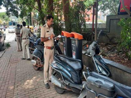 If you park your vehicle on the sidewalk, face action! | फुटपाथवर वाहन पार्क करत असाल, तर कारवाईला सामोरे जा!