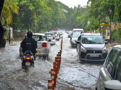 heavy rains inundated goa cities normal life disrupted orange alert still in effect | मुसळधार पावसाने शहरे तुंबली; जनजीवन विस्कळीत, आजही 'ऑरेंज अलर्ट' heavy rains inundated goa cities normal life disrupted orange alert still in effect | मुसळधार पावसाने शहरे तुंबली; जनजीवन विस्कळीत, आजही 'ऑरेंज अलर्ट'