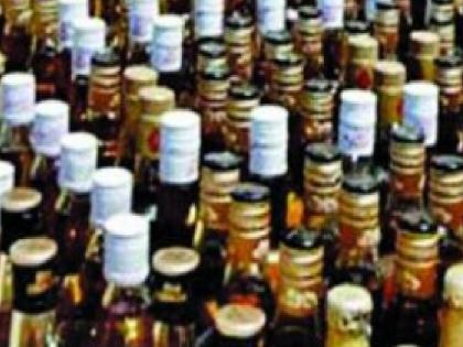 Counterfeit liquor seized in Rajapur, action taken against an old man in Sindhudurga | राजापुरात गाेवा बनावटीची दारू जप्त, सिंधुदुर्गातील एक जणांवर कारवाई 