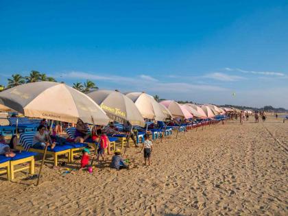 how to prevent harassment of tourists in the goa state | राज्यात पर्यटकांचा छळ कसा रोखाल?