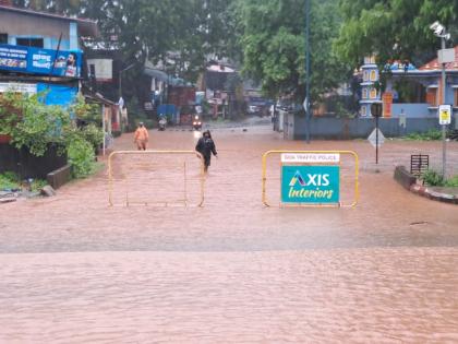 Heavy in goa Landfall everywhere, flood situation, red alert for two days | राज्यात मुसळधार! सर्वत्र पडझड, पूरस्थिती निर्माण, दोन दिवस रेड अलर्ट