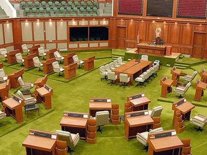 Gold of Bandodkar gold disappearing?, Issue focus in Legislative Assembly of goa | बांदोडकर सुवर्णचषकातून सोने गायब ?, विधानसभेत लक्षवेधी