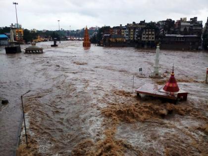 Godavari Duthi: Dissolve from Gangapur Dam up to 4 thousand 5 cusecs; The first flood of the season | गोदावरी दुथडी : गंगापूर धरणातून ७ हजार ८०० क्युसेकपर्यंत विसर्ग; हंगामातील पहिला पूर