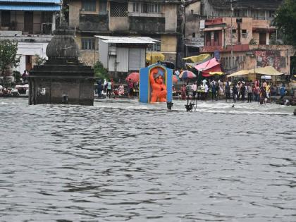 Godavari began to flow Discharge of 4544 cusecs from Gangapur | गोदावरी दुथडी वाहू लागली; गंगापूरमधून ४५४४ क्युसेकचा विसर्ग 