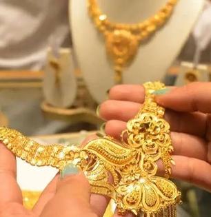 तुमच्या घरातील सोनं झालं अजून महाग! एकाच दिवसात मोठी वाढ, आजचे दर ऐकून बसेल धक्का!