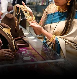 सोन्या-चांदीच्या दरात जोरदार तेजी; खरेदीपूर्वी पाहा खिशाला किती कात्री लागणार, काय आहेत नवे दर?