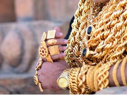 The growing craze to become a ‘Goldman’; Men are also crazy about jewelry! | ‘गोल्डमॅन’ बनण्याची वाढतेय क्रेझ; पुरुषांनाही लागले दागिन्यांचे वेड !