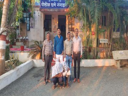 Mobile stolen, but caught selling Action by local crime branch | मोबाइल चोरून नेला, मात्र विकताना अडकले; स्थानिक गुन्हे शाखेची कारवाई 