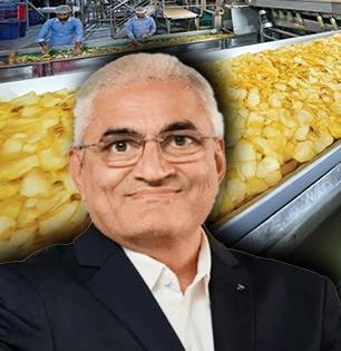 एकेकाळी सायकलवरून फिरून नमकीन विकले, आता ५५३९ कोटींची आहे कंपनी; काय आहे व्यवसाय?