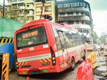 BEST Electric Bus Gets Stuck In Road Cave-In Near Metro Site In Mumbai, No Injuries Reported | BEST Bus: गिरगावात रस्ता खचल्याने बस खड्ड्यात अडकली, मेट्रो स्थानकाजवळील घटना BEST Electric Bus Gets Stuck In Road Cave-In Near Metro Site In Mumbai, No Injuries Reported | BEST Bus: गिरगावात रस्ता खचल्याने बस खड्ड्यात अडकली, मेट्रो स्थानकाजवळील घटना