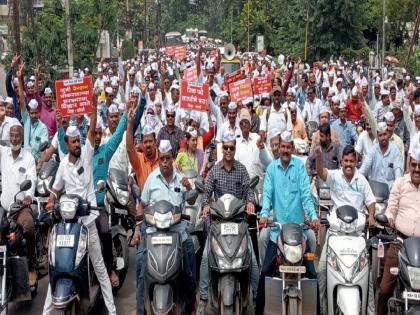 Motorcycle rally of government employees, teachers in Sangli for old pension | जुन्या पेन्शनसाठी सांगलीत शासकीय कर्मचारी, शिक्षकांची मोटारसायकल रॅली; ..अन्यथा बेमुदत संपावर जाण्याचा दिला इशारा