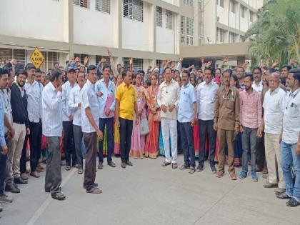 Computer operators strike for various demands, The work of 1025 gram panchayats in Kolhapur district has stopped | कोल्हापूर जिल्ह्यातील १०२५ ग्रामपंचायतींचे काम ठप्प, कर्मचाऱ्यांच्या संपाला सरपंचांचाही पाठिंबा