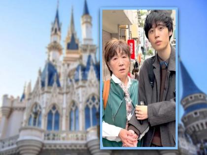 23-year-old boyfriend, 83-year-old girlfriend! A unique love story of Kofu is dating his 83-year-old classmate's grandmother | २३ वर्षीय प्रियकर, ८३ वर्षीय प्रेयसी! अनोखी प्रेमकहाणी आली चर्चेत; मैत्रिणीच्या घरी गेला अन्... 23-year-old boyfriend, 83-year-old girlfriend! A unique love story of Kofu is dating his 83-year-old classmate's grandmother | २३ वर्षीय प्रियकर, ८३ वर्षीय प्रेयसी! अनोखी प्रेमकहाणी आली चर्चेत; मैत्रिणीच्या घरी गेला अन्...
