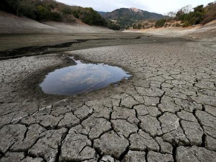 Pune is low in ground water level, revealed by statistics; Crisis in all talukas of the district | स्पशेल रिपोर्ट: भूजल पातळीत पुणे ठरले उणे, आकडेवारीतून उघड; जिल्ह्यातील सर्वच तालुक्यांत संकट