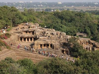 या आहेत भारतातील अद्भूत लेण्या