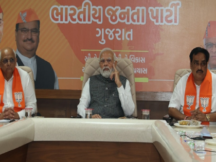 Efforts to integrate Muslims; BJP to implement 'Minority Friend' campaign in Gujarat | मुस्लिमांना जोडण्याचा प्रयत्न; भाजप गुजरातमध्ये राबवणार ‘अल्पसंख्याक मित्र’ अभियान