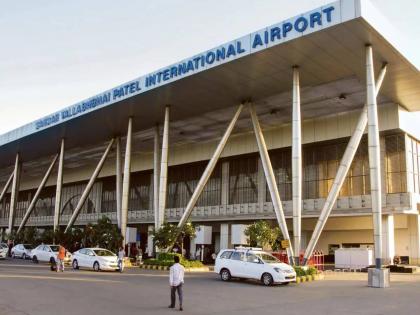 Four ISIS terrorists, who are Sri Lankan nationals, arrested at Ahmedabad airport Gujarat ATS | अहमदाबाद विमानतळावर मोठी कारवाई, इस्लामिक स्टेटचे ४ दहशतवादी पकडले, श्रीलंकेचे कनेक्शन उघड