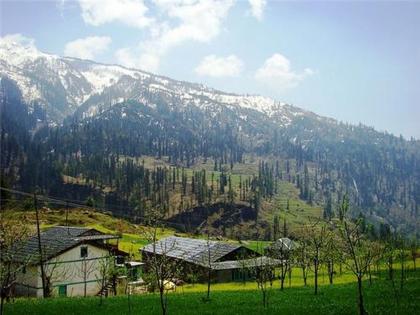 These are must visit places around Manali | त्याच त्या ठिकाणांवर फिरून कंटाळलात? ही ऑफबीट ठिकाणे ठरतील परफेक्ट डेस्टिनेशन!  