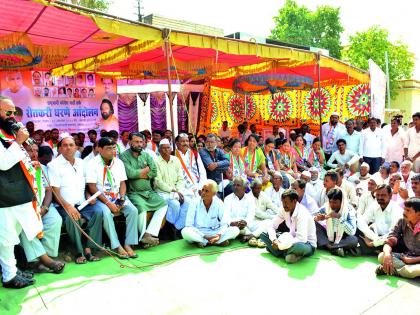 Soya bean, give cotton to the price of drought! | सोयाबीन, कापसाला भाव देऊन दुष्काळ जाहीर करा!