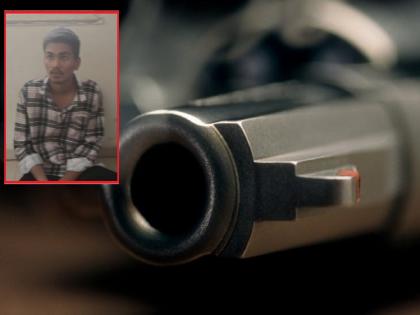 What's happening in Nanded? for demand of 50 thousand, young man stopped The pistol on Former Minister D.P. Sawant | '५ पर्यंत मोजतो अन् मग ठोकतो'; माजी मंत्री सावंत यांच्यावर घरात घुसून रोखले पिस्टल