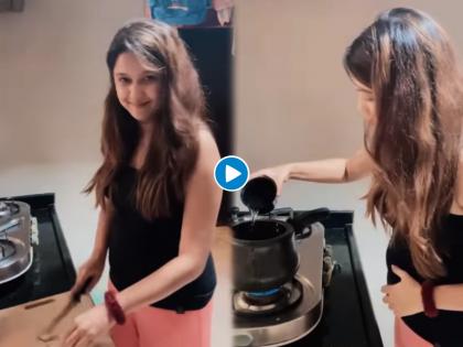 Gautami Deshpande share her cooking video, get troll on social media | मोदक आणि पुरणपोळी शिकण्याच्या वयात..'; गौतमी देशपांडे स्वयंपाकाच्या व्हिडीओमुळे झाली ट्रोल
