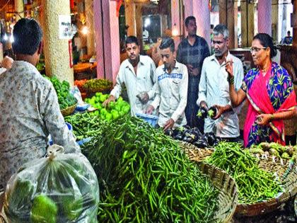 Reduced in the arrival of cowpea, green chilli, ginger and ginger | आवक घटल्याने गवार, हिरवी मिरची, आले महागले