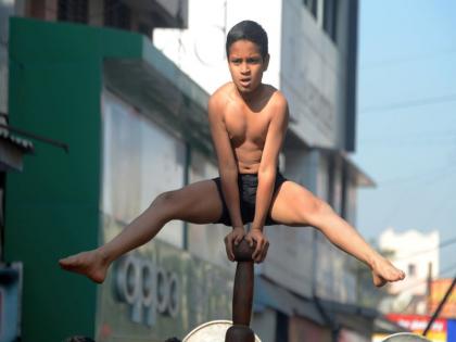 Exhibition of the Athletic Games, 'Nashik Mayor Gymnastic Trophy Opening Inauguration | कसरती क्रीडा प्रकारांचे प्रदर्शन, ‘नाशिक महापौर जिमनॅस्टिक चषक स्पर्धांचे उद्घाटन