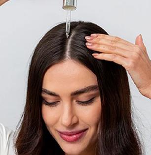 गुडघ्यापर्यंत वाढतील केस, ७ प्रकारचे तेल केसांना लावा-एक लावलं तरी केस होतील काळे लांबसडक!