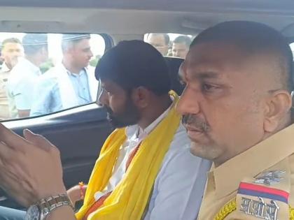 Gevrai Rada; Crime against 14 people including Laxman Haake; Accused of creating law and order problem | गेवराईत राडा; लक्ष्मण हाकेंसह १४ जणांवर गुन्हा; कायदा-सुव्यवस्थेचा प्रश्न निर्माण केल्याचा ठपका Gevrai Rada; Crime against 14 people including Laxman Haake; Accused of creating law and order problem | गेवराईत राडा; लक्ष्मण हाकेंसह १४ जणांवर गुन्हा; कायदा-सुव्यवस्थेचा प्रश्न निर्माण केल्याचा ठपका
