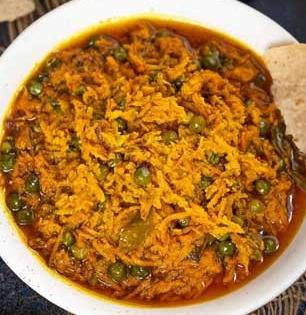 पारंपरिक राजस्थानी स्टाईल कच्च्या ओल्या हळदीची भाजी! एकदा खाल्ली तर चव विसरणार नाही, पाहा रेसिपी...