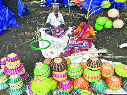  Andhra to Navi Mumbai: The journey of 1,100 km of handicraft crafts | आंध्र ते नवी मुंबई :हस्तकला कारागिरांचा १,१०० कि.मी.चा प्रवास