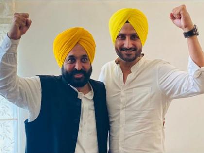 harbhajan singh announced as rajya sabha member contribute salary to daughters of farmers for their education and welfare | Harbhajan Singh: कौतुकास्पद! हरभजन सिंगचा मोठा निर्णय; खासदारकीचा पूर्ण पगार शेतकऱ्यांच्या मुलींना देणार