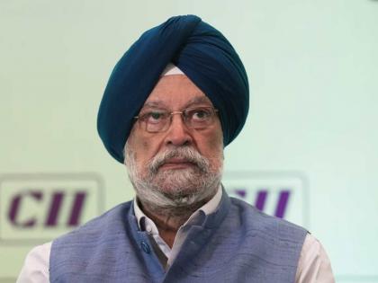 India did a favor to the whole world by buying cheap Russian oil statement by Hardeep Singh Puri | "रशियाकडून इंधन खरेदी करून भारताने जगावर उपकार केले"; केंद्रीय मंत्र्यांचे मोठं वक्तव्य