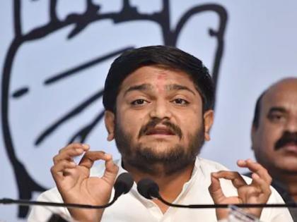 hardik patel leaves congress the resignation was sent to sonia gandhi | हार्दिक पटेल यांची काँग्रेसला सोडचिठ्ठी; राजीनामा सोनिया गांधींकडे पाठवला