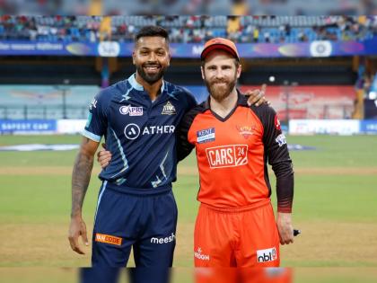 IPL 2022 SRH vs GT Live Updates : Hardik Pandya says of his bowling. "The kind of attack we are playing I can afford to take it easy. If need be, I will bowl, otherwise I will opt out." | Hardik Pandya, IPL 2022 SRH vs GT Live Updates : हार्दिक पांड्या पूर्णपणे फिट झालेला नाही?; आजच्या सामन्यात घेतला महत्त्वाचा निर्णय 